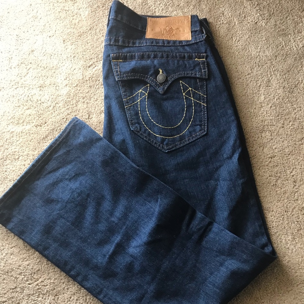 Men True Religion jeans size 33